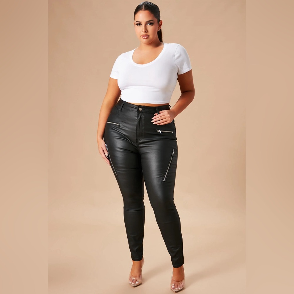 Caliente Skinny Faux Leather Pants - Black